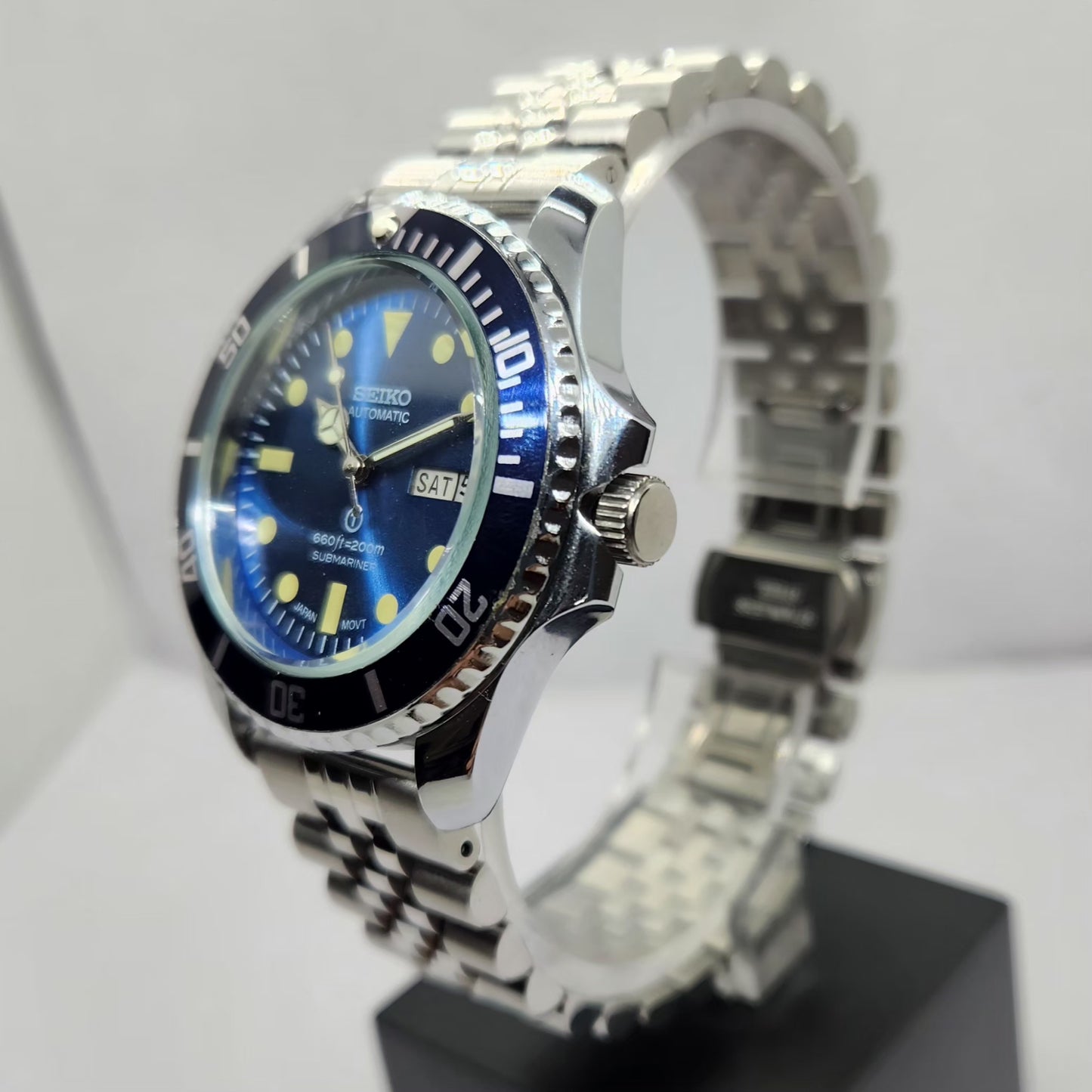 Vintage MOD Seiko Sports Automatic Cal. 6309 17 Jewels Blue Face Jubilee Bracelet Rotating Bezel Men's Wrist Watch P9