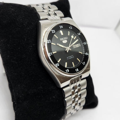 Vintage 1982 Original Seiko 5 Automatic 7009-3101 Black Face Railway Time Day-Date Japanese Men's Wrist Watch OG338