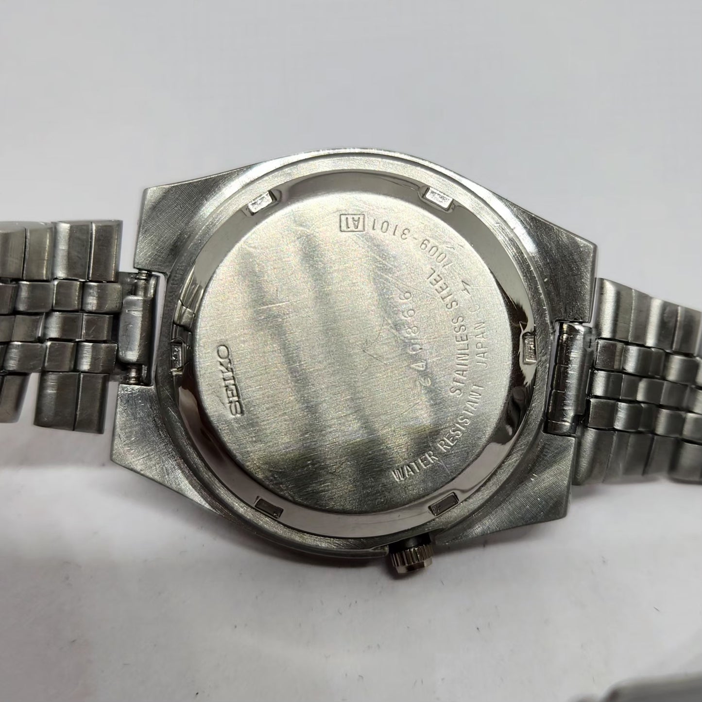 Vintage 1982 Original Seiko 5 Automatic 7009-3101 Black Face Railway Time Day-Date Japanese Men's Wrist Watch OG338