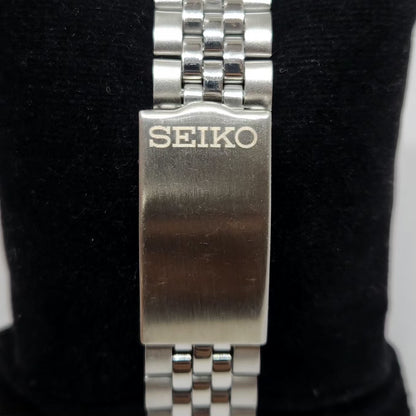 Vintage 1980 Original Seiko 5 Automatic 7S26 Silver Face 21 Jewels Day-Date Japanese Men's Wrist Watch OG339