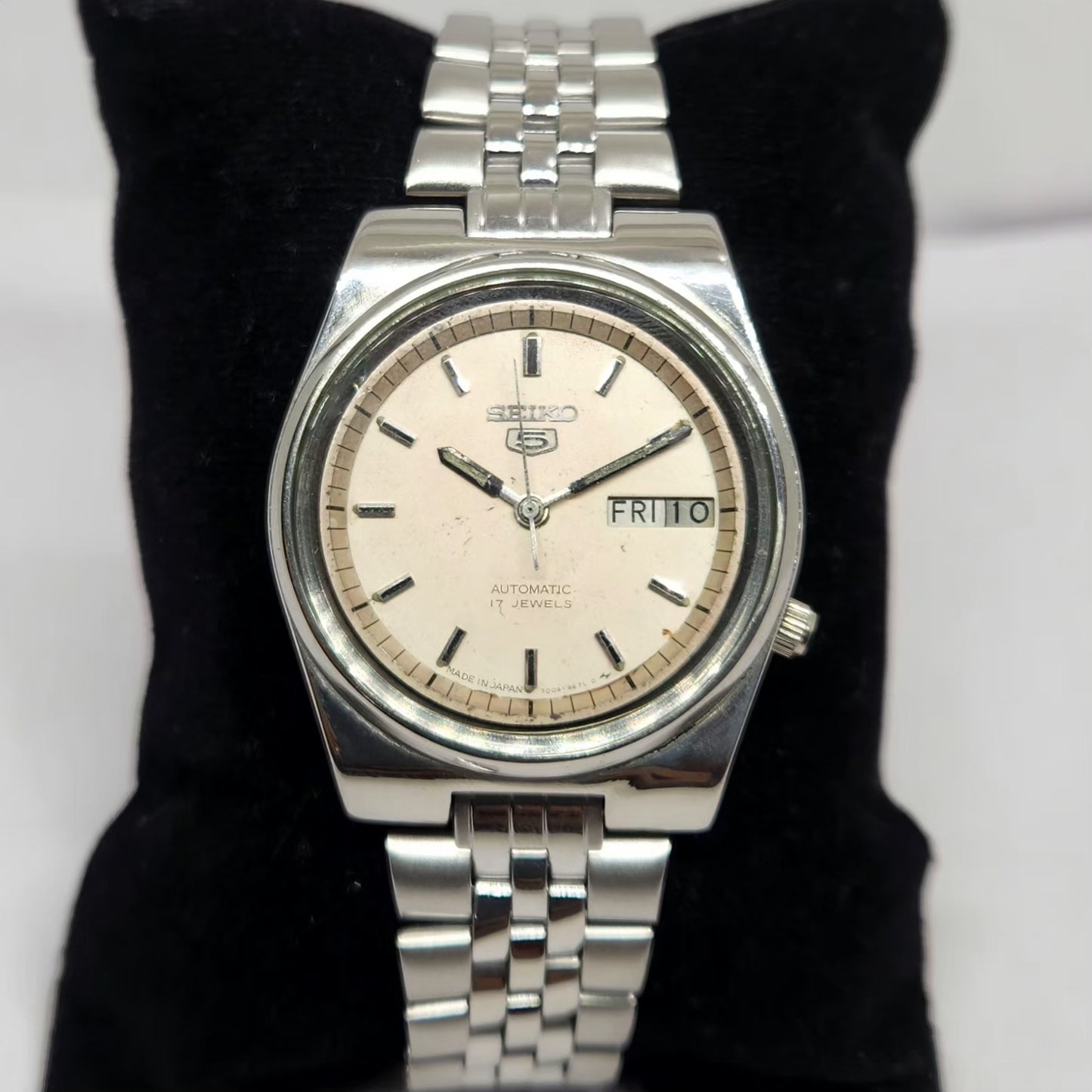 Vintage 1980 Original Seiko 5 Automatic 7009-3040 Cream Face 17 Jewels Day-Date Japanese Men's Wrist Watch OG340