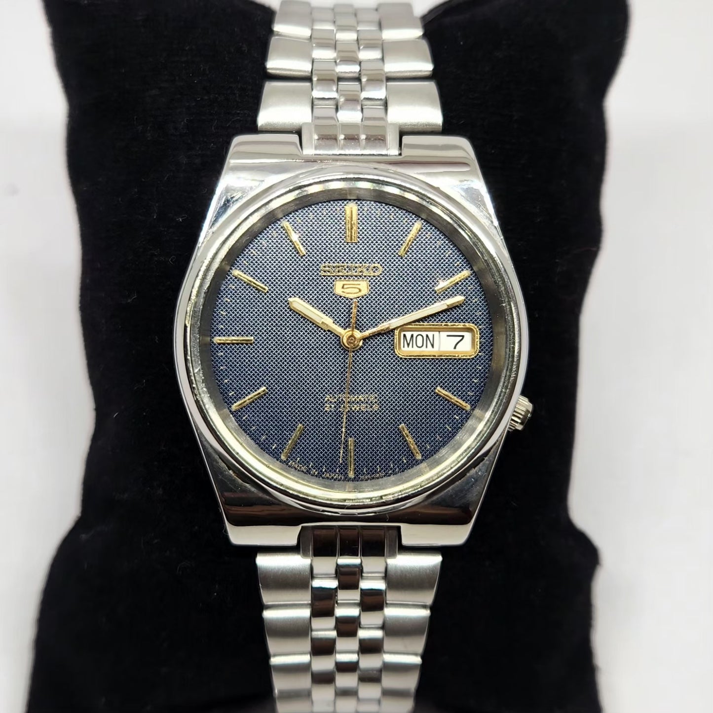 Vintage 1999 Original Seiko 5 Automatic 7S26-03X0 Blue Face 21 Jewels Day-Date Japanese Men's Wrist Watch OG341