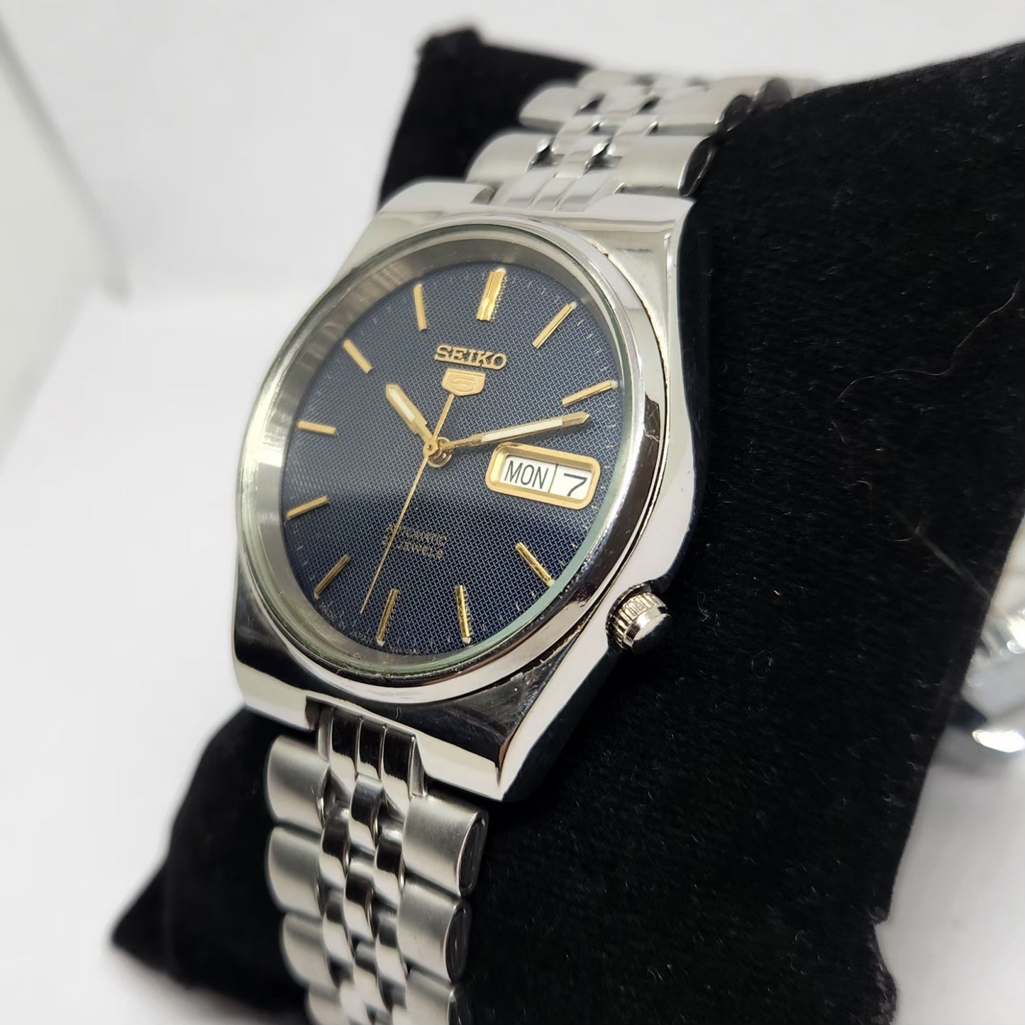 Vintage 1999 Original Seiko 5 Automatic 7S26-03X0 Blue Face 21 Jewels Day-Date Japanese Men's Wrist Watch OG341