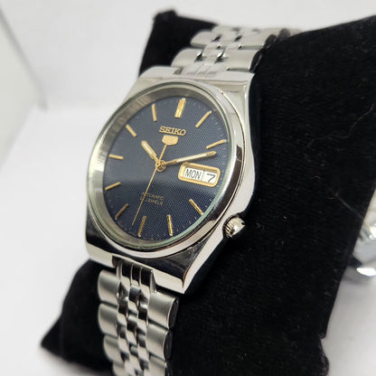 Vintage 1999 Original Seiko 5 Automatic 7S26-03X0 Blue Face 21 Jewels Day-Date Japanese Men's Wrist Watch OG341