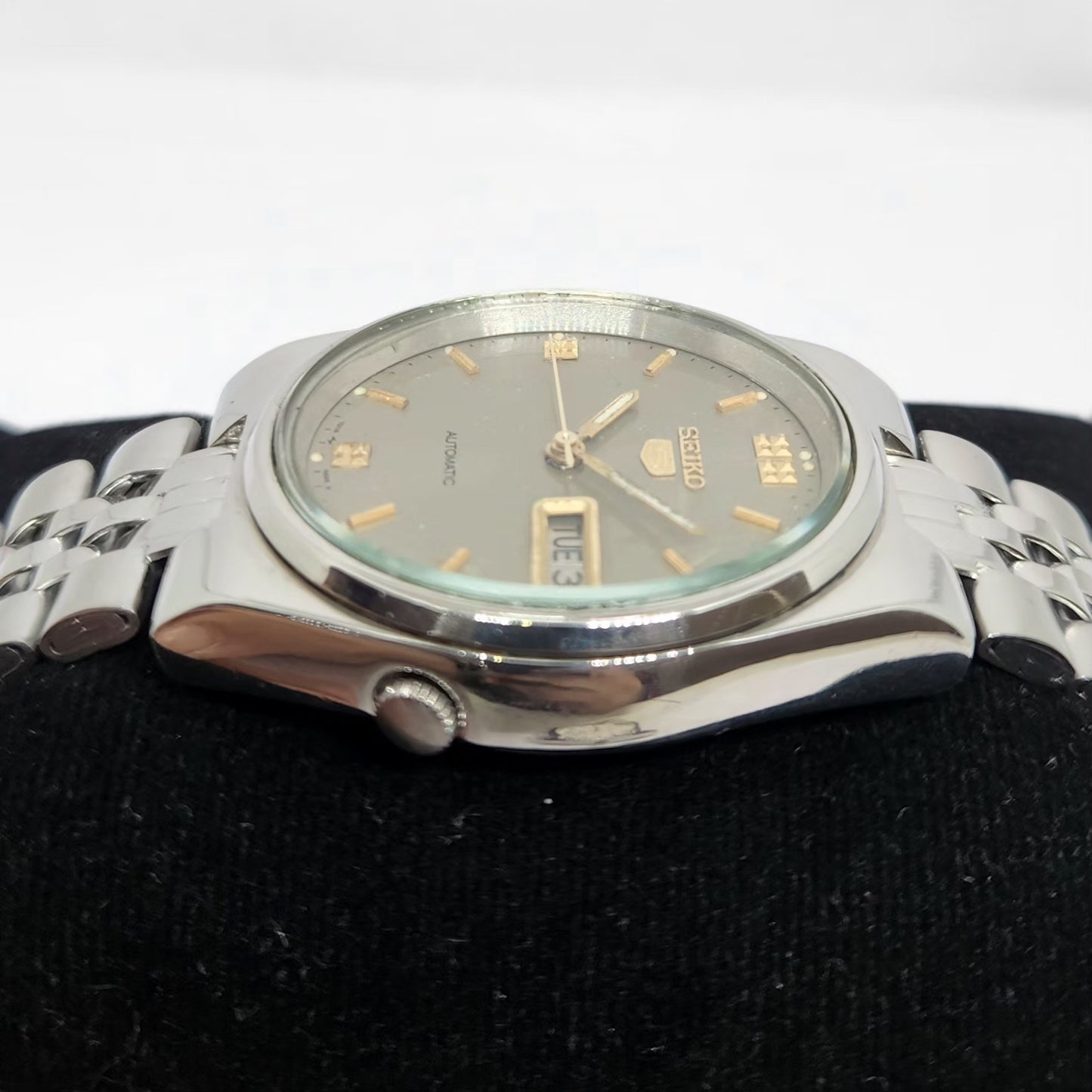 Vintage 1980 Original Seiko 5 Automatic 7009-876A Grey Face 17 Jewels Day-Date Japanese Men's Wrist Watch OG342