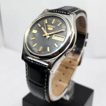 Vintage 1981 Original Seiko 5 Automatic 7009-3171 black Face 21 Jewels Day-Date Japanese Men's Wrist Watch OG360
