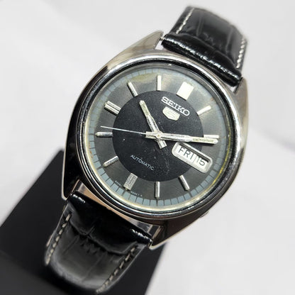 Vintage 1985 Original Seiko 5 Automatic 6309-8840 Black Face 17 Jewels Day-Date Japanese Men's Wrist Watch OG361