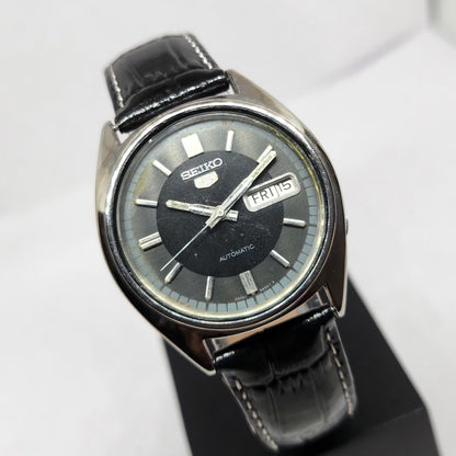 Vintage 1985 Original Seiko 5 Automatic 6309-8840 Black Face 17 Jewels Day-Date Japanese Men's Wrist Watch OG361