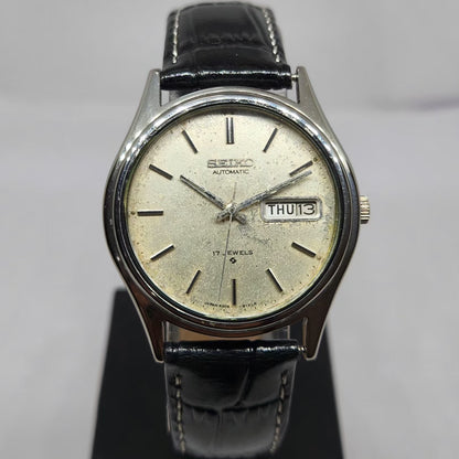 Vintage 1982 Original Seiko 5 Automatic 6349-5030 Silver Face 23 Jewels Day-Date Japanese Men's Wrist Watch OG362