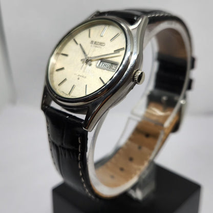 Vintage 1982 Original Seiko 5 Automatic 6349-5030 Silver Face 23 Jewels Day-Date Japanese Men's Wrist Watch OG362