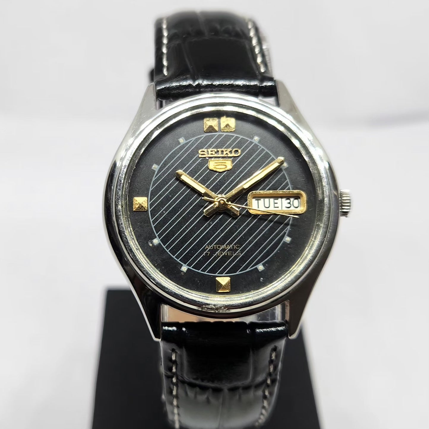 Vintage 1999 Original Seiko 5 Automatic 6309-5270 Black Face 17 Jewels Day-Date Japanese Men's Wrist Watch OG363