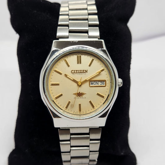 Vintage 1977 Original Citizen Automatic 8200 Gold Face 36MM Case Day-Date Japanese Men's Wrist Watch CT02