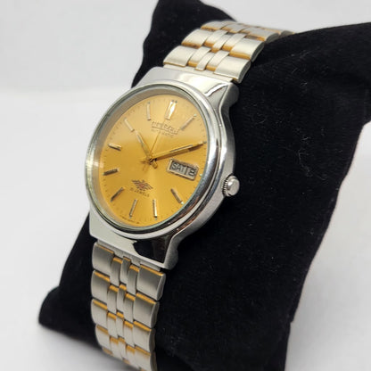 Vintage 1981 Original Citizen Automatic 8200 Gold Face 35MM Case Day-Date Japanese Men's Wrist Watch CT03