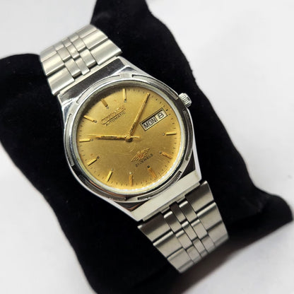 Vintage 1982 Original Citizen Automatic 8200 Gold Face 35MM Day-Date Japanese Men's Wrist Watch CT04