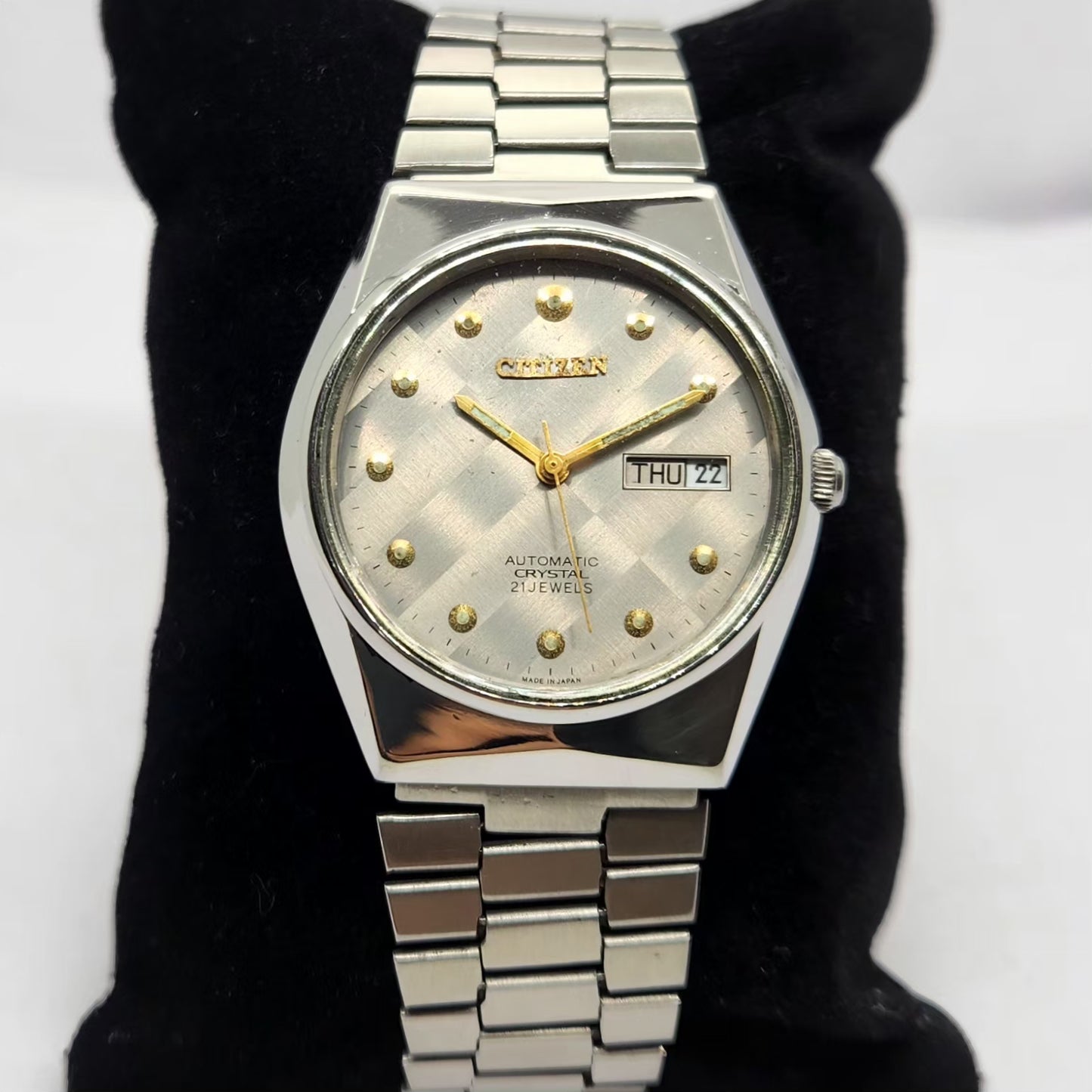 Vintage 1977 Original Citizen Automatic 8200 Grey Face 36MM Case Day-Date Japanese Men's Wrist Watch CT08