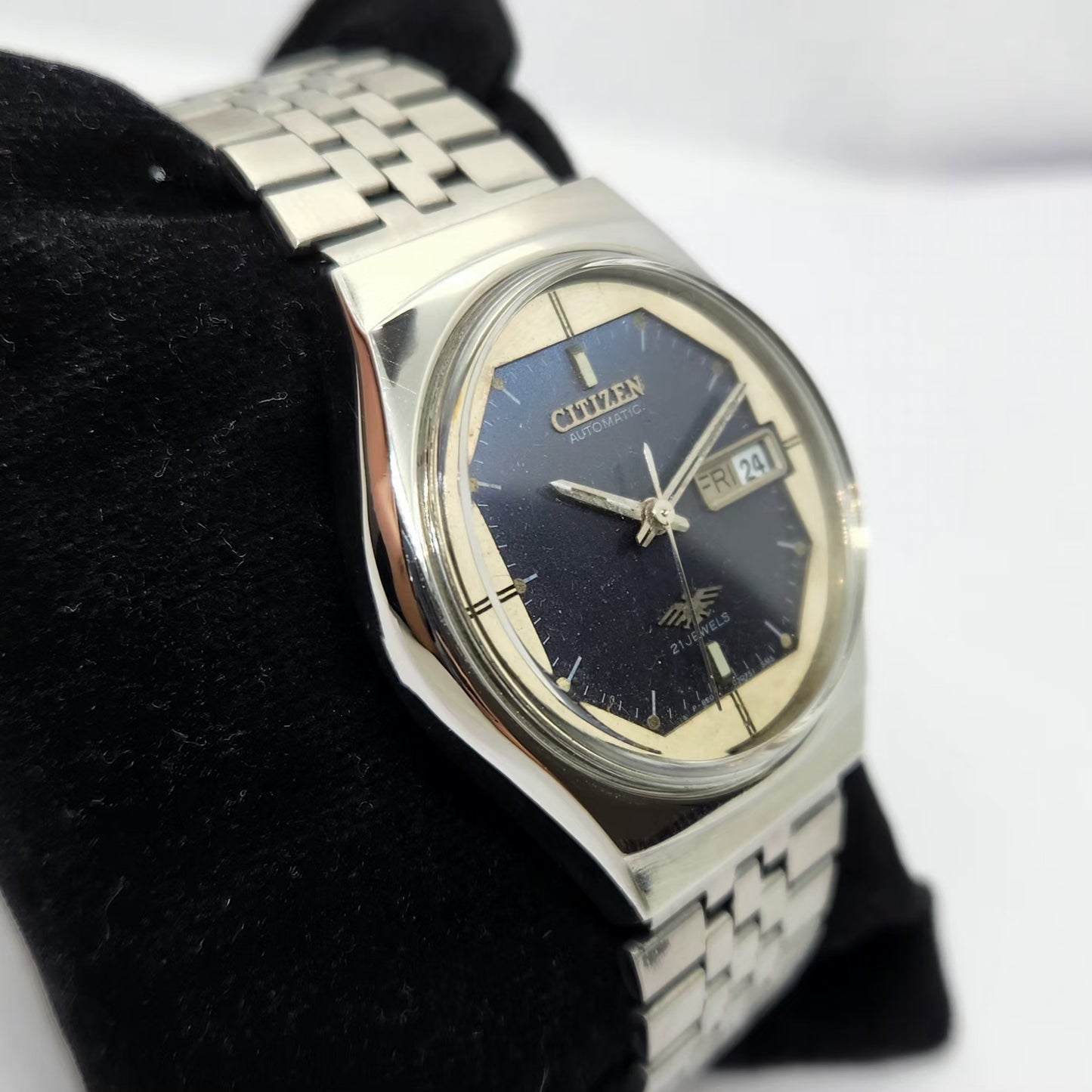 Vintage 1980 Original Citizen Automatic 8200 Blue Face 35MM Case Day-Date Japanese Men's Wrist Watch CT11