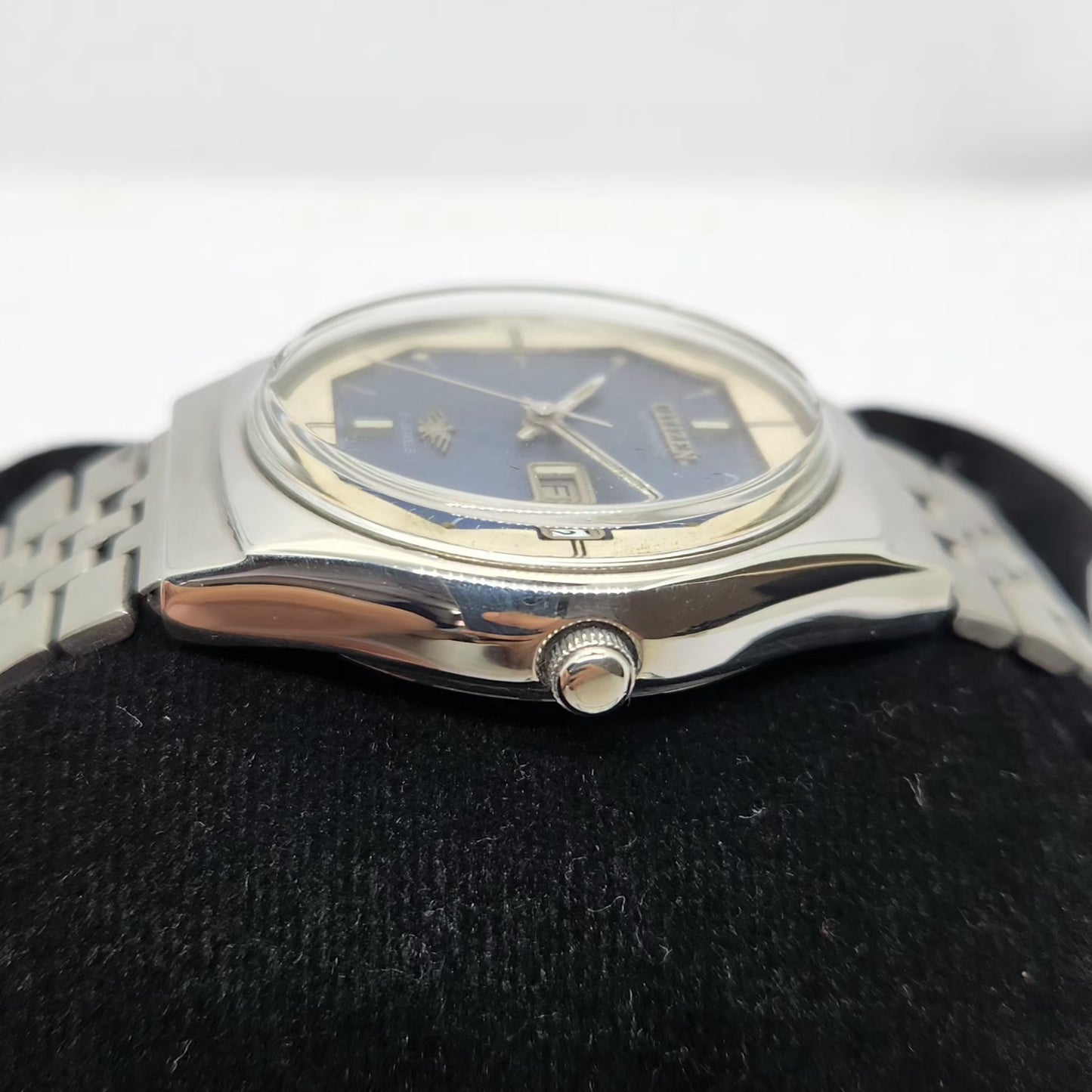 Vintage 1980 Original Citizen Automatic 8200 Blue Face 35MM Case Day-Date Japanese Men's Wrist Watch CT11