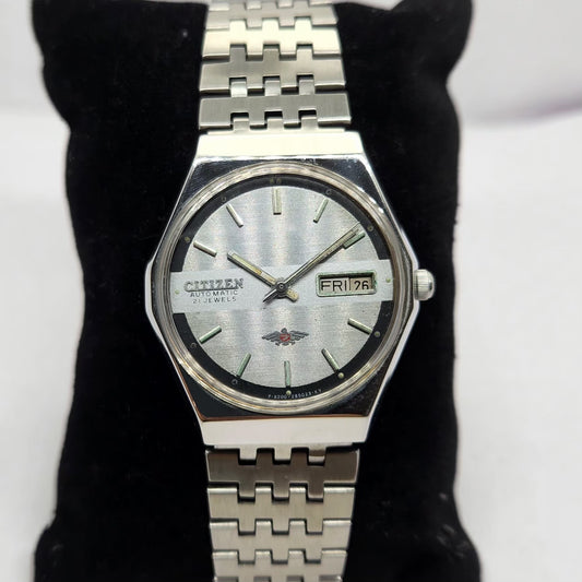 Vintage 1978 Original Citizen Automatic 8200 Silver Face 35MM Case Day-Date Japanese Men's Wrist Watch CT12