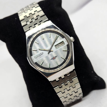 Vintage 1978 Original Citizen Automatic 8200 Silver Face 35MM Case Day-Date Japanese Men's Wrist Watch CT12