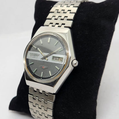 Vintage 1978 Original Citizen Automatic 8200 Silver Face 35MM Case Day-Date Japanese Men's Wrist Watch CT12