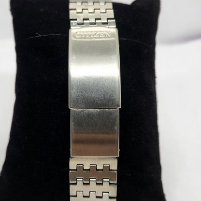 Vintage 1978 Original Citizen Automatic 8200 Silver Face 35MM Case Day-Date Japanese Men's Wrist Watch CT12