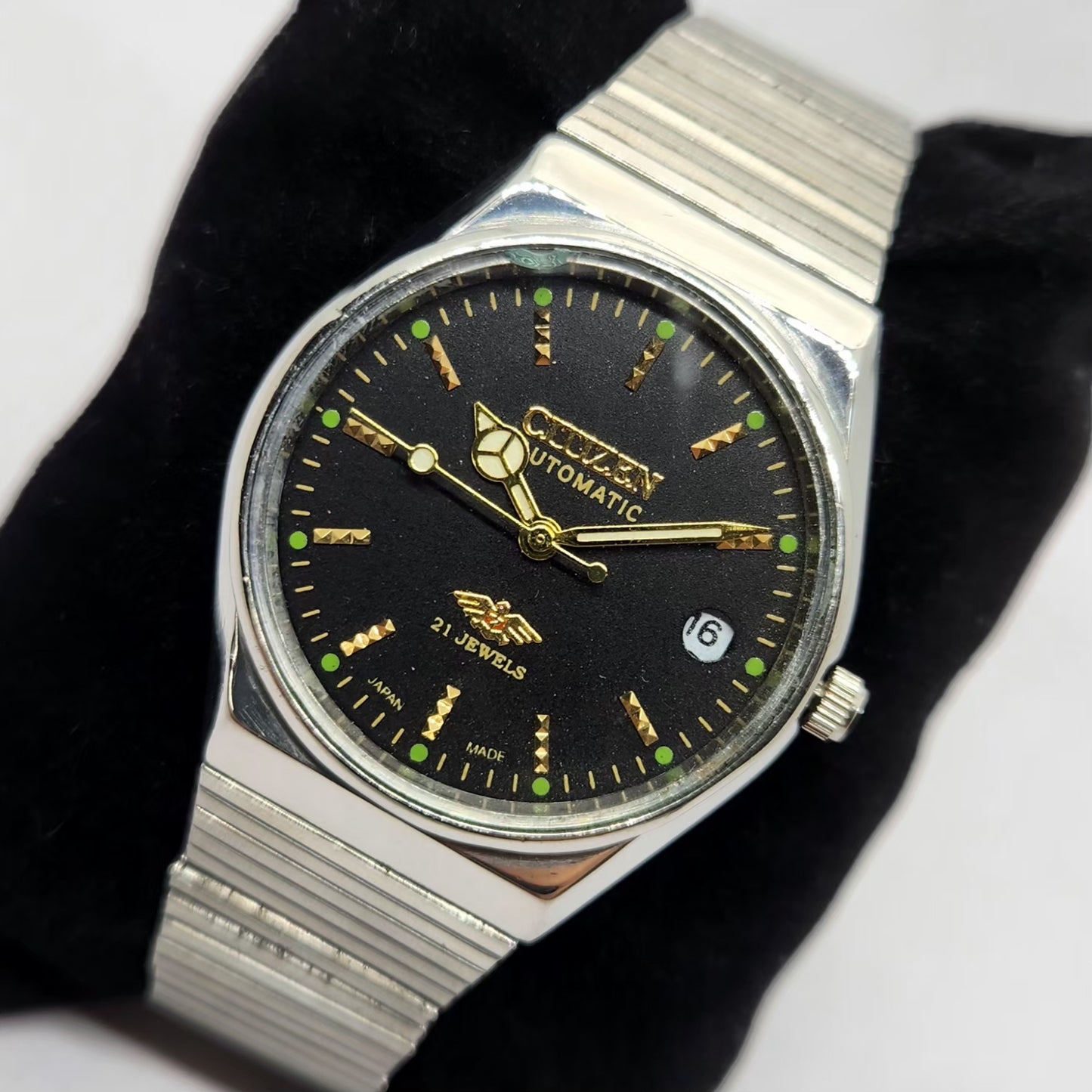 Vintage 1981 Citizen Automatic 8200 Black Face 35MM Case Date New Dial Men's Wrist Watch CT15