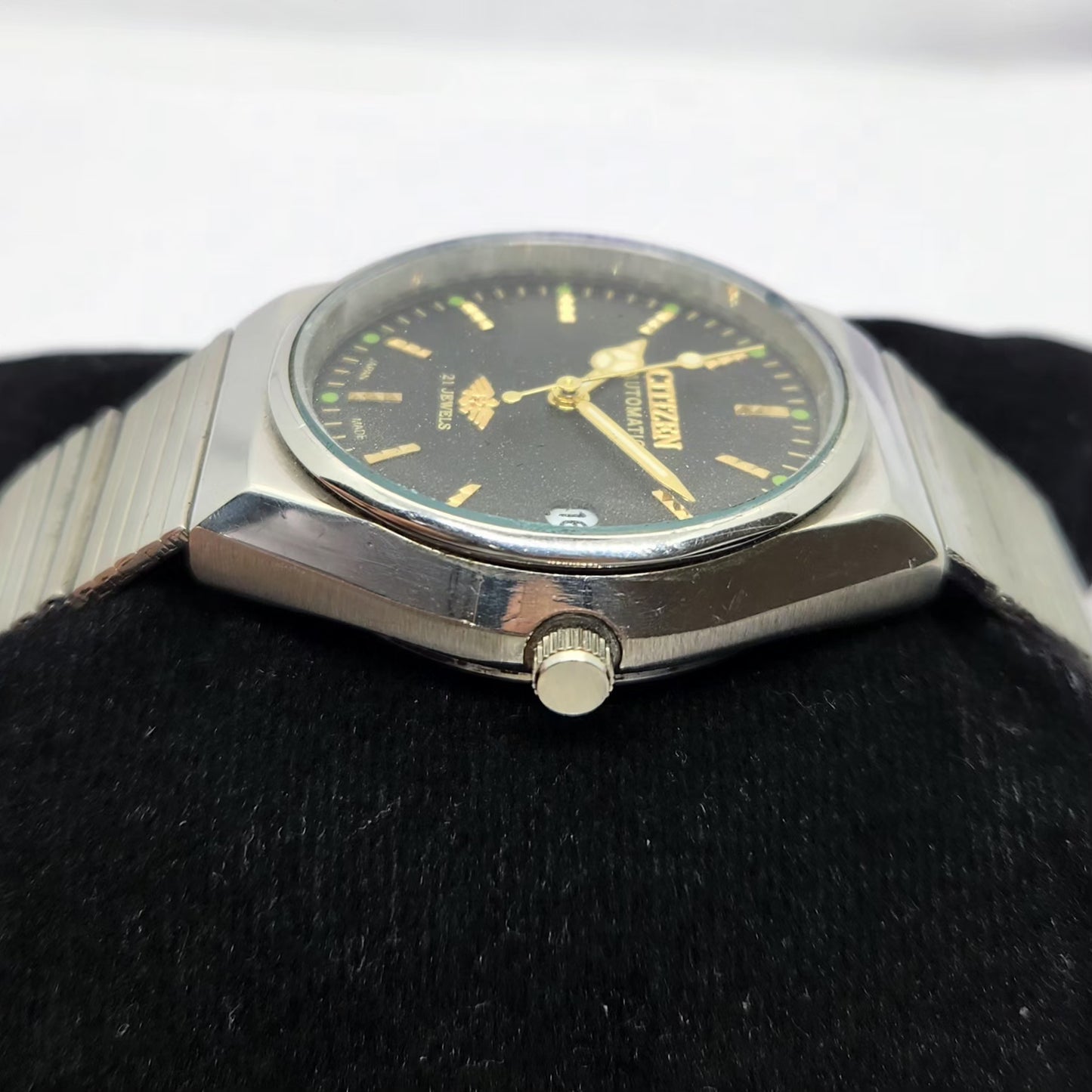 Vintage 1981 Citizen Automatic 8200 Black Face 35MM Case Date New Dial Men's Wrist Watch CT15