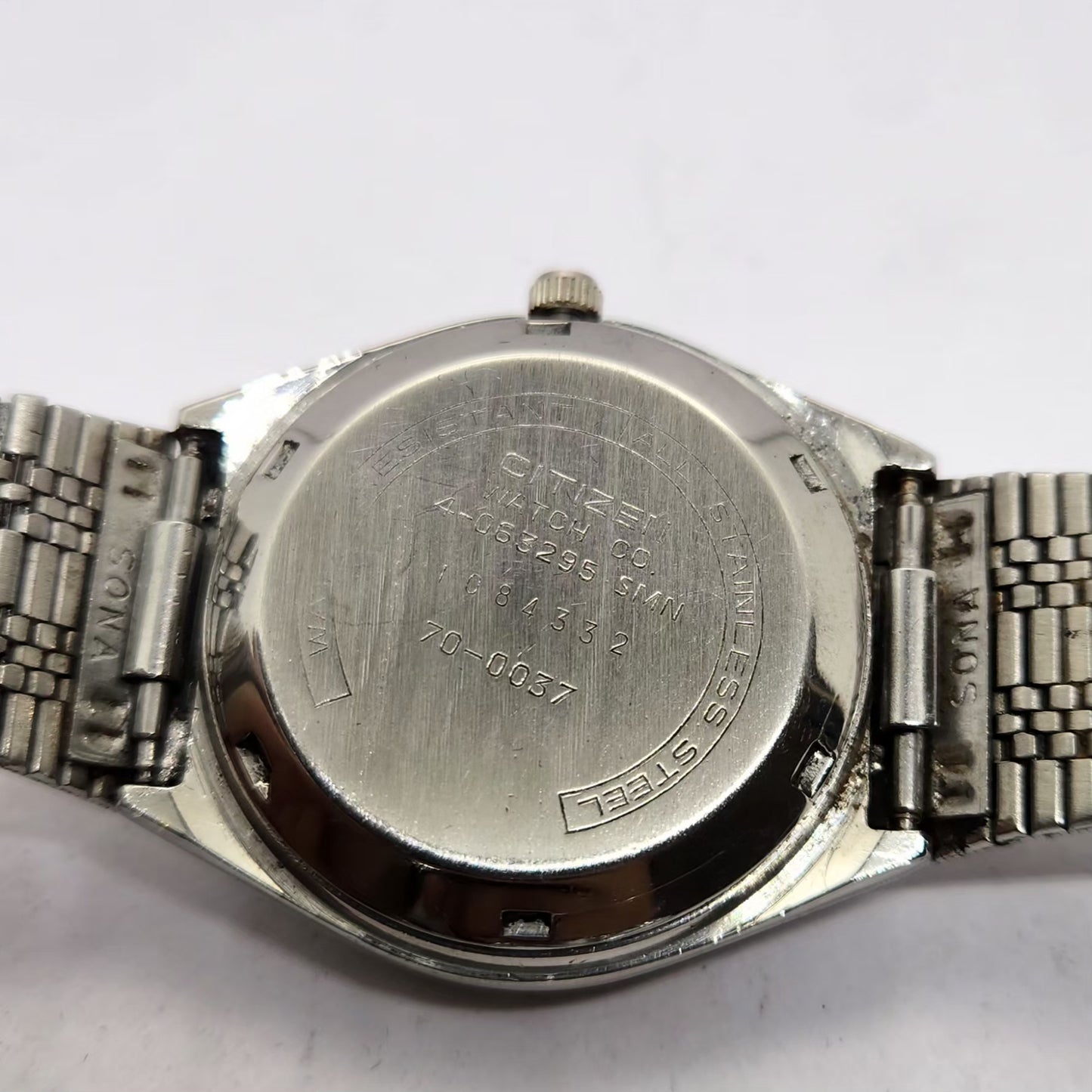 Vintage 1981 Citizen Automatic 8200 Black Face 35MM Case Date New Dial Men's Wrist Watch CT15