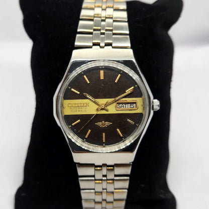 Vintage 1977 Original Citizen Automatic 8200 Brown Face 35MM Day-Date Japanese Men's Wrist Watch CT16