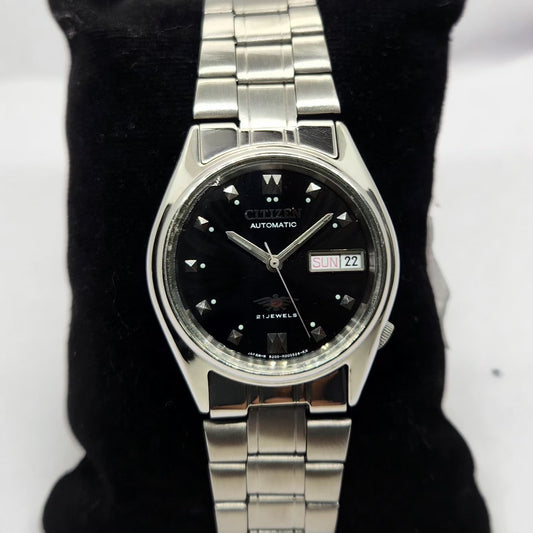 Vintage 1982 Original Citizen Automatic 8200 Black Face 33mm Case Day-Date Japanese Men's Wrist Watch CT17