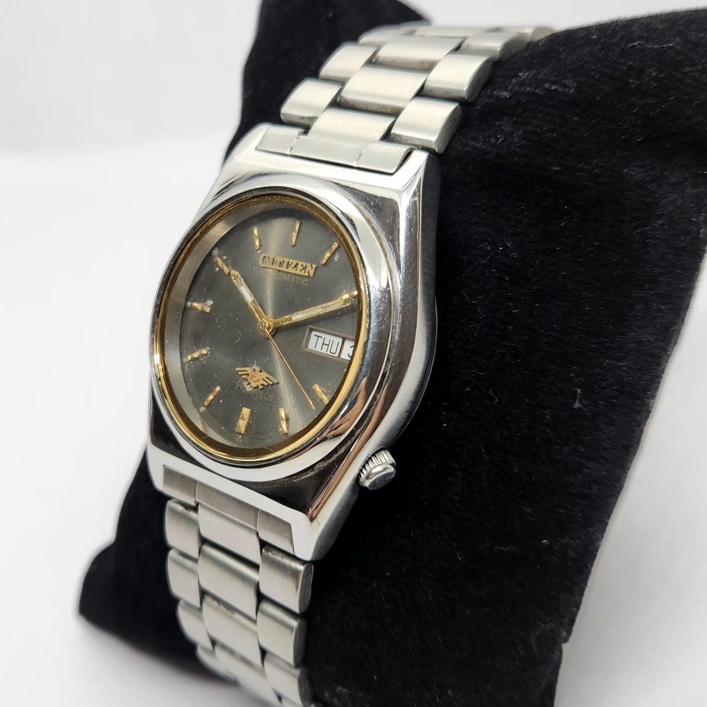 Vintage 1980 Original Citizen Automatic 8200 Grey Face 32MM Case Day-Date Japanese Men's Wrist Watch CT20