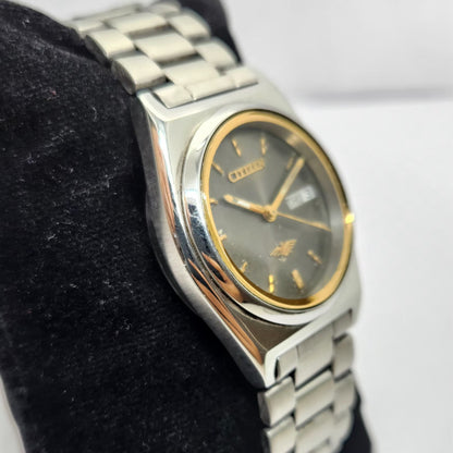 Vintage 1980 Original Citizen Automatic 8200 Grey Face 32MM Case Day-Date Japanese Men's Wrist Watch CT20