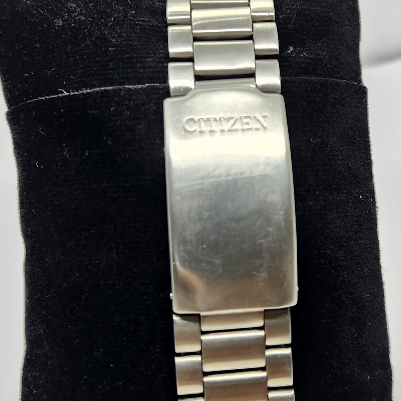 Vintage 1980 Original Citizen Automatic 8200 Blue Face 34MM Case Day-Date Japanese Men's Wrist Watch CT21