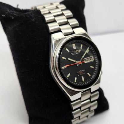 Vintage 1977 Original Citizen Automatic 8200 Black Face 35MM Case Day-Date Japanese Men's Wrist Watch CT22