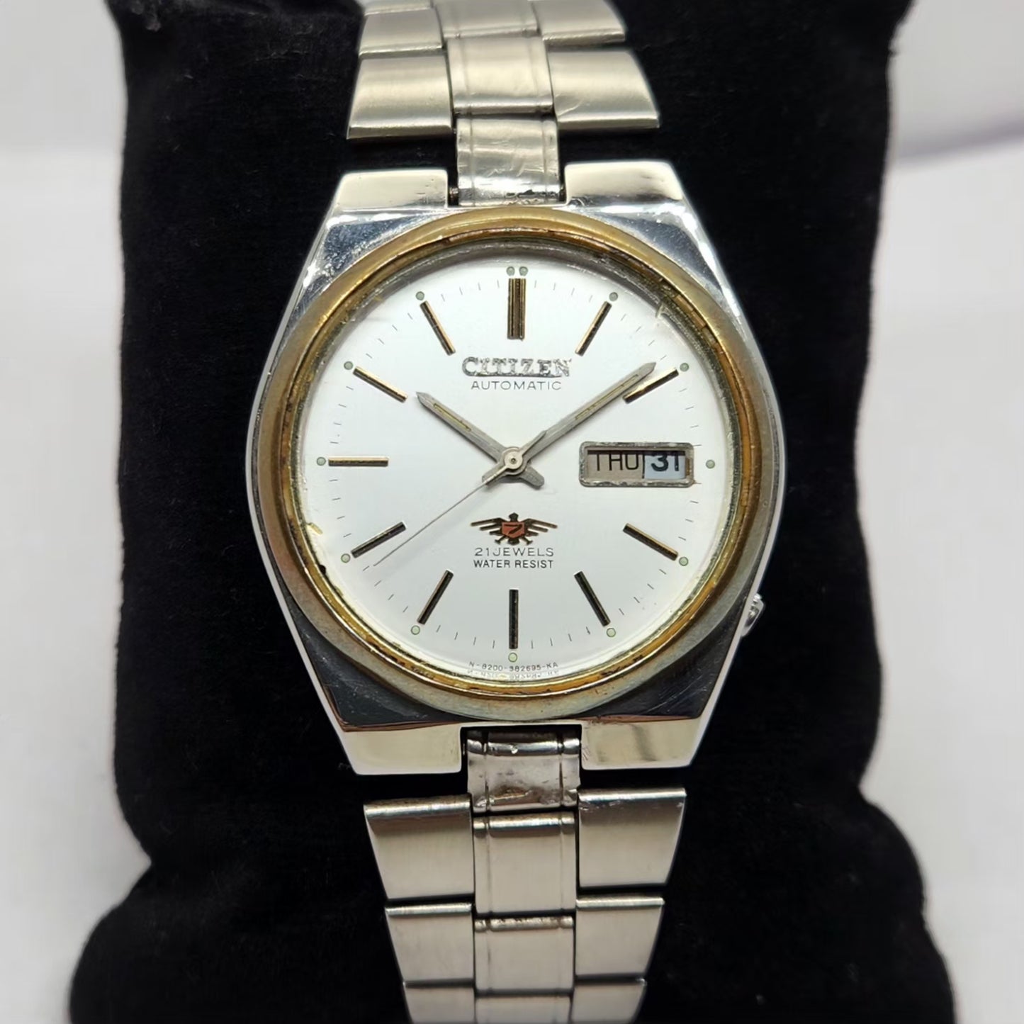 Vintage 1980 Original Citizen Automatic 8200 White Face 35MM case Day-Date Japanese Men's Wrist Watch CT23