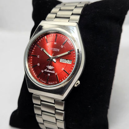 Vintage 1982 Citizen Automatic 8200 Red Face 35MM Case Day-Date New Dial Men's Wrist Watch CT24