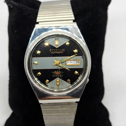 Vintage 1974 Original Citizen Automatic 8200 Black Face 33MM case Day-Date Japanese Men's Wrist Watch CT25