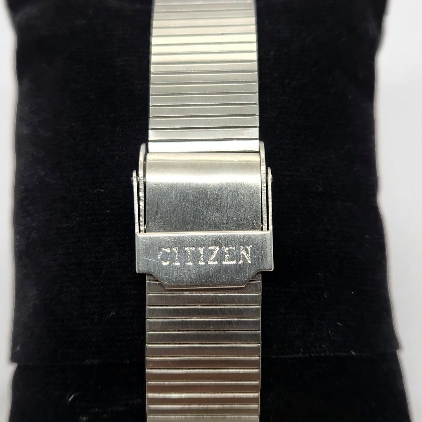 Vintage 1974 Original Citizen Automatic 8200 Black Face 33MM case Day-Date Japanese Men's Wrist Watch CT25