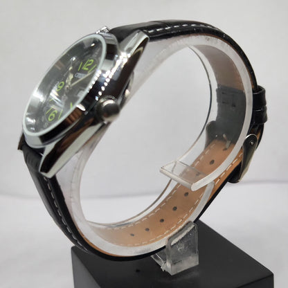 Vintage Mod Citizen 8200 Automatic 21 Jewels Black Face 36MM Case  Day-Date Men's Wrist Watch CT31