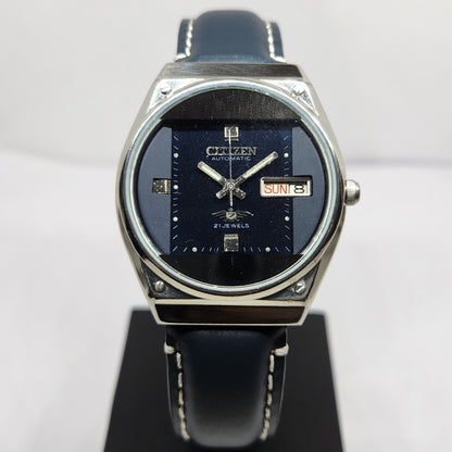 Vintage 1975 Original Citizen Automatic 8200 Blue Face 35MM Case Day-Date Japanese Men's Wrist Watch CT34