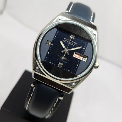 Vintage 1975 Original Citizen Automatic 8200 Blue Face 35MM Case Day-Date Japanese Men's Wrist Watch CT34