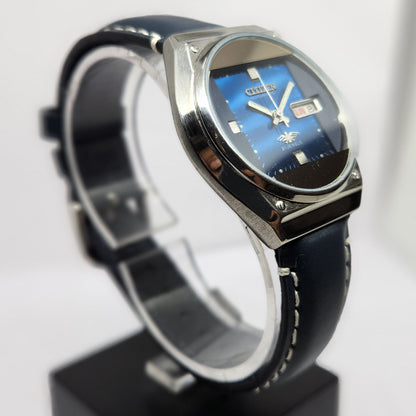Vintage 1975 Original Citizen Automatic 8200 Blue Face 35MM Case Day-Date Japanese Men's Wrist Watch CT34