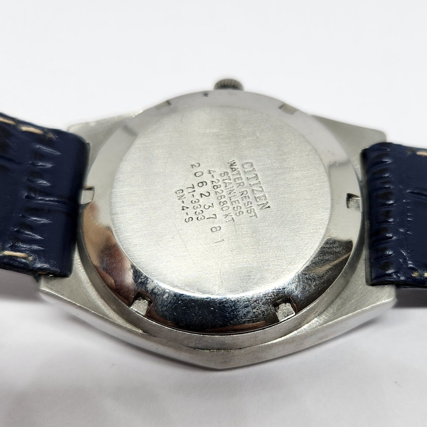 Vintage 1982 Original Citizen Automatic 8200 Blue Face 35MM Case Day-Date Japanese Men's Wrist Watch CT35
