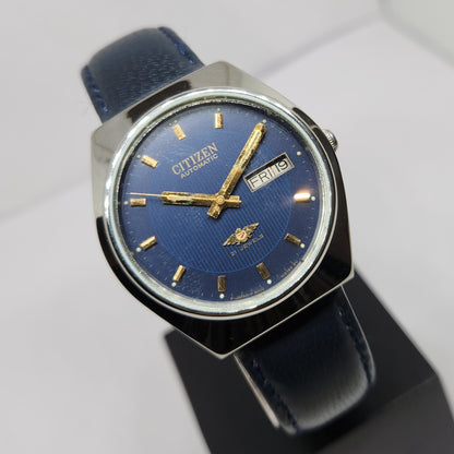 Vintage 1982 Original Citizen Automatic 8200 Blue Face 35MM Case Day-Date Japanese Men's Wrist Watch CT36