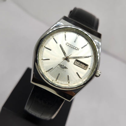 Vintage 1979 Original Citizen Automatic 8200 Silver Face 36MM Case Day-Date Japanese Men's Wrist Watch CT49
