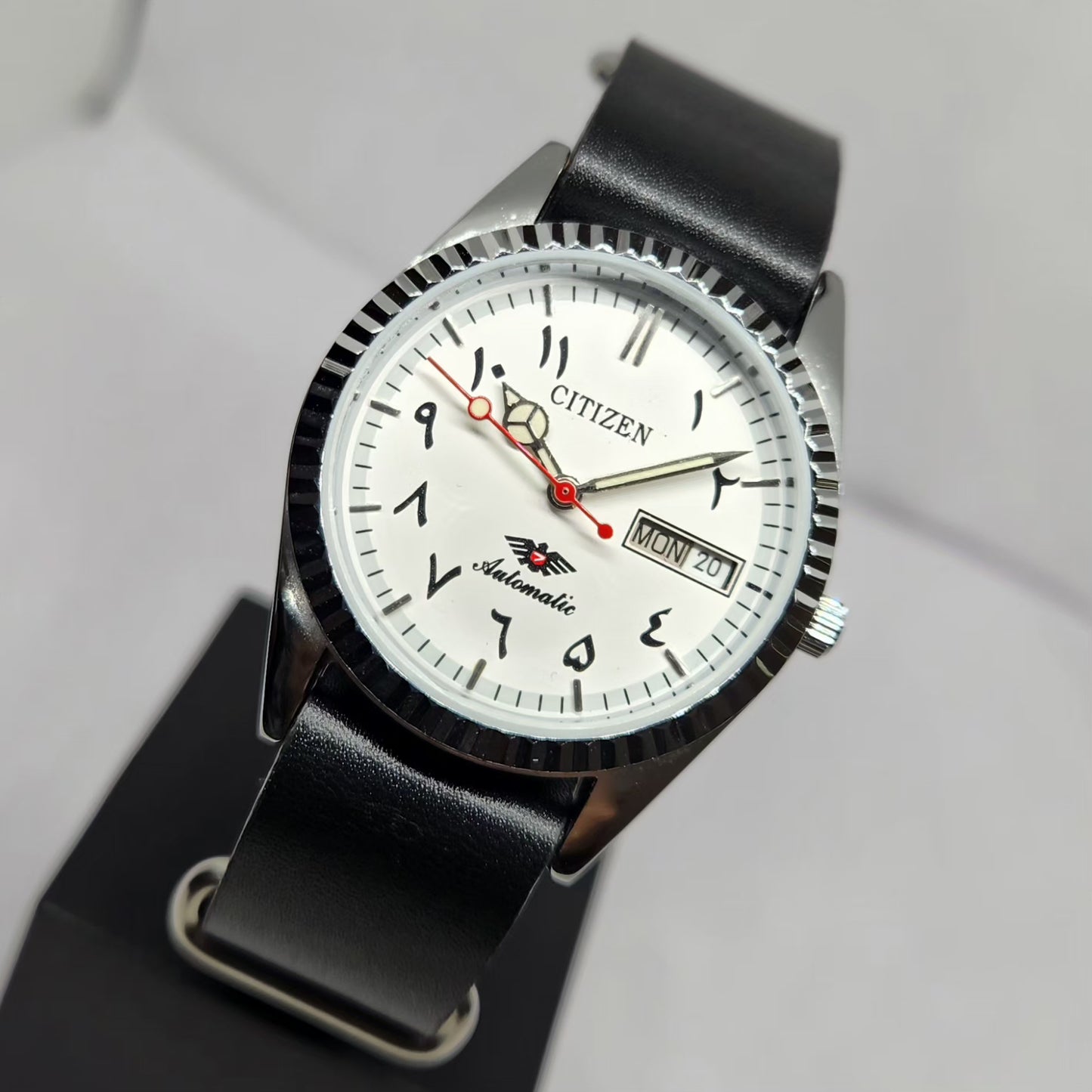 Vintage Mod Citizen Arabic 8200 Automatic Fluted Bazel White Face 35MM Case Day-Date Men's Wrist Watch CT51
