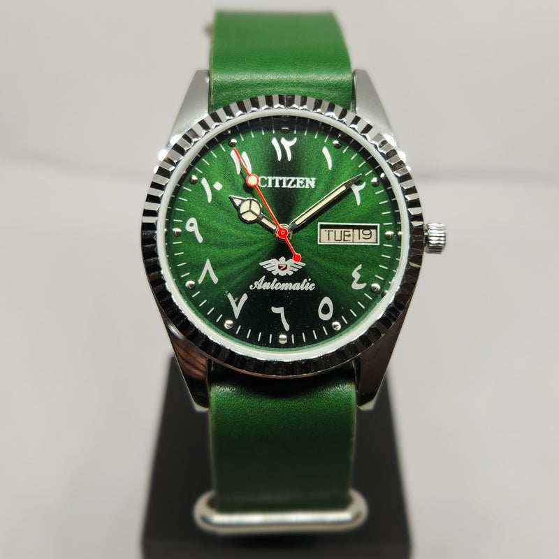 Vintage Mod Citizen Arabic 8200 Automatic Fluted Bazel Green Face 35MM Case Day-Date Men's Wrist Watch CT52