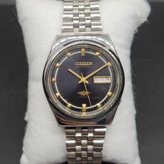 Vintage 1976 Original Citizen Automatic 8200 Black Face 35MM case Day-Date Japanese Men's Wrist Watch CT56
