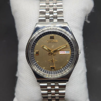 Vintage 1981 Original Citizen Automatic 8200 Gold Face 36MM case Day-Date Japanese Men's Wrist Watch CT57