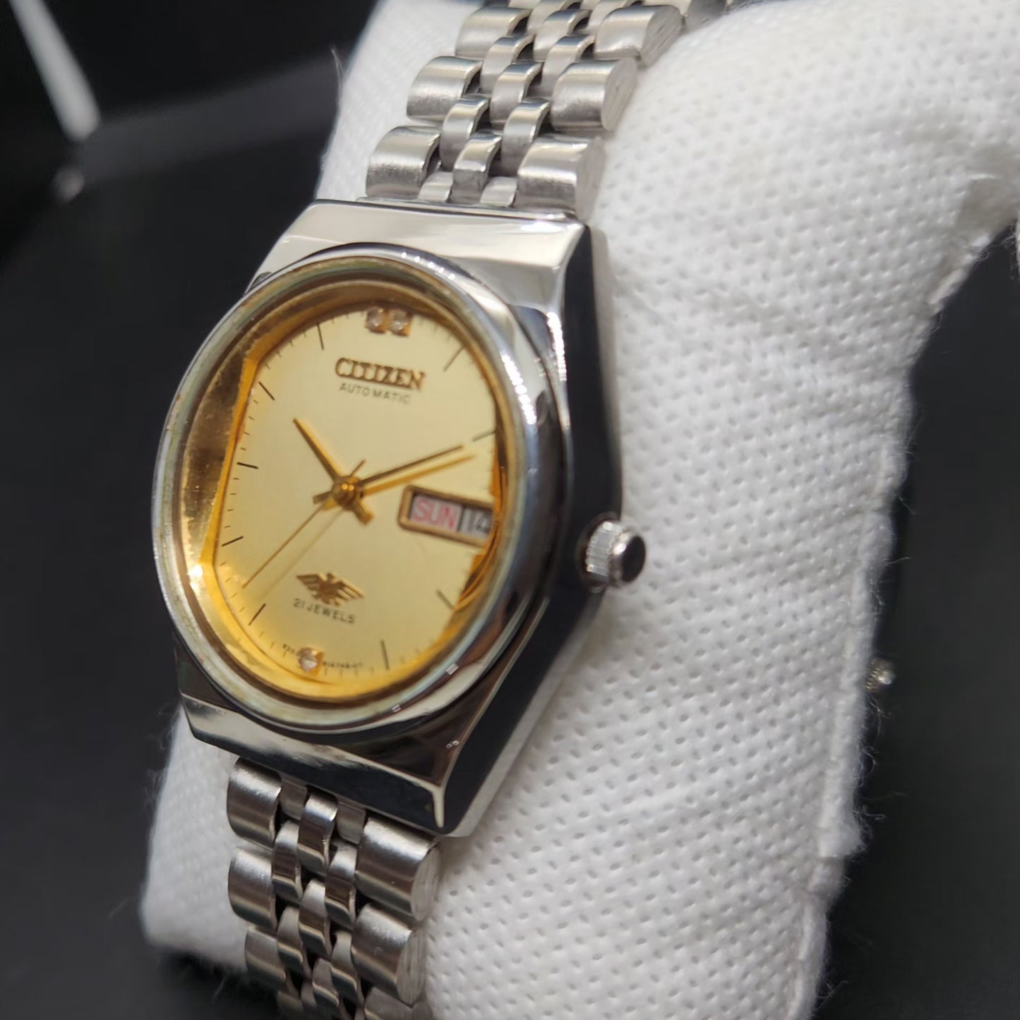 Vintage 1975 Original Citizen Automatic 8200 Gold Face 36MM case Day-Date Japanese Men's Wrist Watch CT58